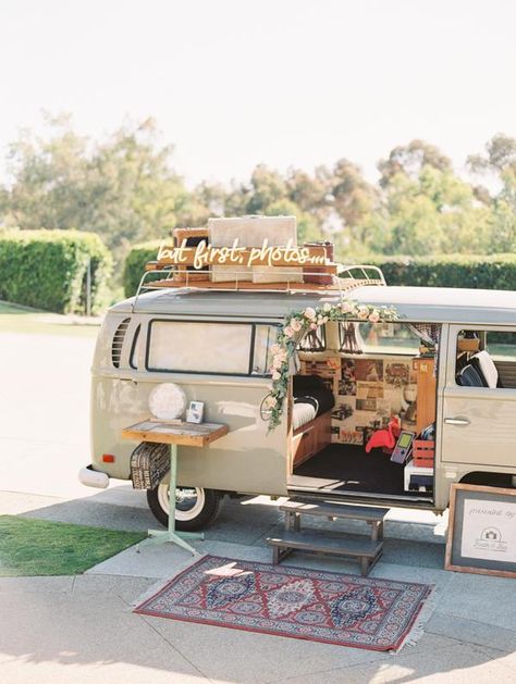 Vw Bus Photo, Bus Business, Vintage Vw Camper, Bus Photo, Festival Style Wedding, Photo Booth Company, Camper Art, Vintage Camper Remodel, Vintage Photo Booths