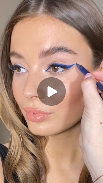 KELLY DAWN MITCHELL on Instagram: "Electric Blue Liner ✍🏻 @evarankiin for @ctilburymakeup. A super wearable way to rock a bit of colour! Would you wear this look? Liner is available on @cultbeauty 💙🙏🏻 . . . #kellydawnmakeup #charlottetilburymakeup #reels #makeuptutoial #instadaily #fyp #beauty #fashion #liner" Charlotte Tilbury Makeup, Blue Liner, Rock A, Beauty Fashion, Electric Blue, Makeup, How To Wear, On Instagram, Blue