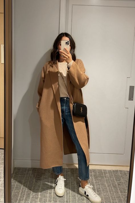 10 Ways to Style a Camel Coat for the Fall - LIFE WITH JAZZ Camel Coat Outfit Winter Style, Tan Trench Coat Outfit, Tan Coat Outfit, Camel Coat Outfit, Winter Coat Outfits, Tan Coat, Cold Weather Outfit, Trench Coat Outfit, Europe Outfits