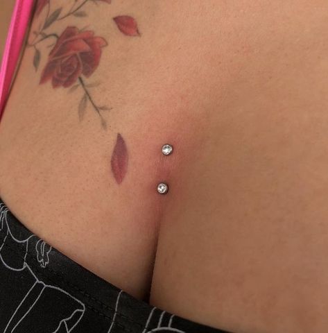 Chest Piercings For Women Dermal, Double Chest Dermal Piercing, Piercing In Between Chest, Middle Chest Piercing, Back Surface Piercing, Chest Dermal Piercing Center, Breast Piercing Ring, Body Dermals, Microdermal Piercing Chest