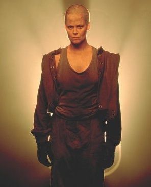 "THE" Badass of all time !!! Alien Resurrection, Alien 3, Ellen Ripley, Charles Dance, Shave Her Head, Sigourney Weaver, David Fincher, Aliens Movie, Bald Women