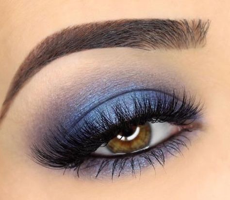 Navy Blue Makeup, Prom Eyes, Ball Makeup, Blue Eyeshadow Looks, Prom Eye Makeup, Formal Makeup, Makijaż Smokey Eye, Hoco Makeup, Blue Eyeshadow