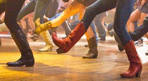 Country Music Lyrics - Quotes - Songs Line dance - 5 Of The Most Epic Country Line Dance Fails (WATCH) - Youtube Music Videos http://countryrebel.com/blogs/videos/57640579-5-of-the-most-epic-country-line-dance-fails-watch Los Angeles, Country Dance Songs, Line Dancing Aesthetic, Dance Fails, Line Dancing Lessons, Country Dancing, Country Line Dancing, Western Dance, Country Line