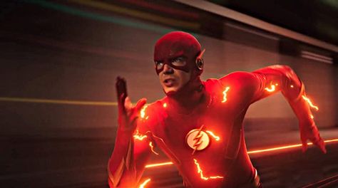 The Flash (2014) The Flash Cw, Flash Costume, Brandon Routh, Closer Movie, Superman Movies, Cw Dc, Christopher Reeve, Dc Legends Of Tomorrow, Grant Gustin