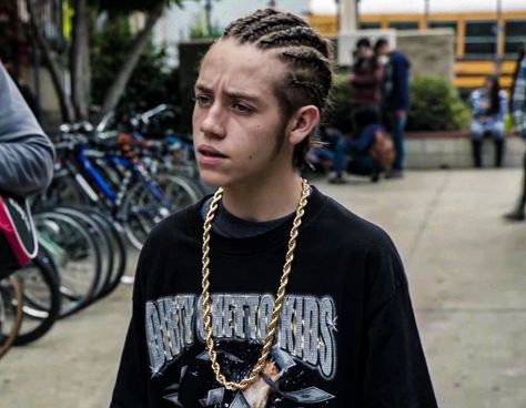 Carl Gallagher With Braids, Carl Gallagher In Juvie, Karl Shameless, Carl Gallagher Braids, Carl Shameless, Ethan Cutkosky, No One Likes Me, Hairstyle Braids, Carl Gallagher