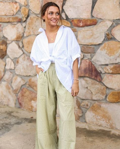 Martin’s Family Clothing on Instagram: "This outfit for spring💌🌿🌷 Shop in store and online!✨" Wide Leg Trousers Spring Outfit, Green Linen Cargo Pants Outfit, Sage Linen Pants, Sage Green Wide Leg Pants Outfit, Oversized Linen Pants Outfit, Linen Trousers Outfit Plus Size, Sage Wide Leg Pants Outfit, Patterned Linen Pants Outfit, Tops That Go With Linen Pants