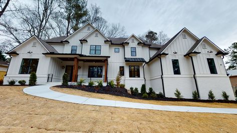 Gorgeous New Construction in Dunwoody ES. Modern Farmhouse w/ Custom Details & Open Concept. Large Backyard with Room for a Pool... Modern Mansion Farmhouse, Luxury Modern Farmhouse Plans, Modern Farmhouse Tour, Matterport Modern Farmhouse, Farmhouse 3d Tour, Modern Farmhouse Matterport, Matterport 3d House Tour Farmhouse, Farmhouse Matterport, Matterport Farmhouse