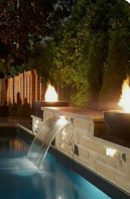 Ideas De Piscina, Swimming Pool Waterfall, Rectangle Pool, Dream Backyard Pool, Pools Backyard Inground, Pool Water Features, Pool Remodel, Pool Landscape Design, Diy Swimming Pool