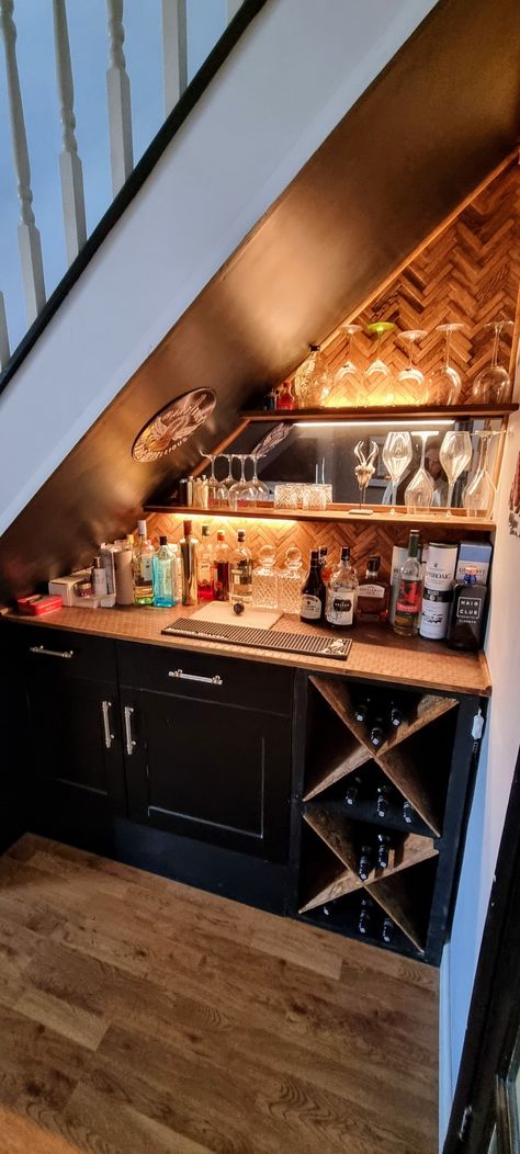 Understairs Bar, Under Staircase Ideas, Bar Under Stairs, Kitchen Under Stairs, Under Stairs Wine Cellar, Bourbon Room, Wine Closet, Basement Inspiration, Staircase Storage