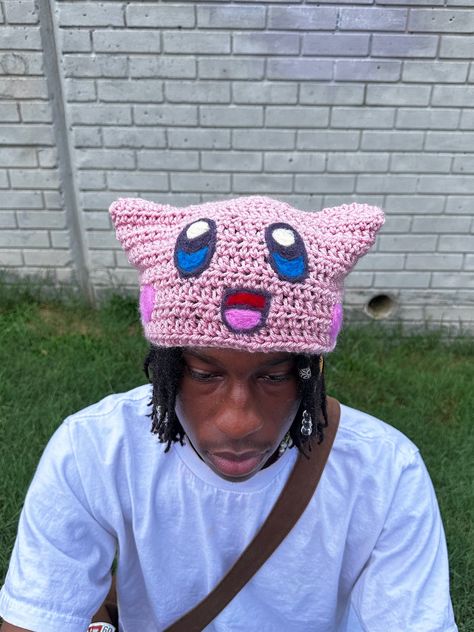 Y2k Kirby, Kirby Beanie, Pastel Outfit Men, Cap Outfit Men, Y2k Beanie, Custom Jeans Diy, Cap Outfit, Dope Fits, Pastel Outfit