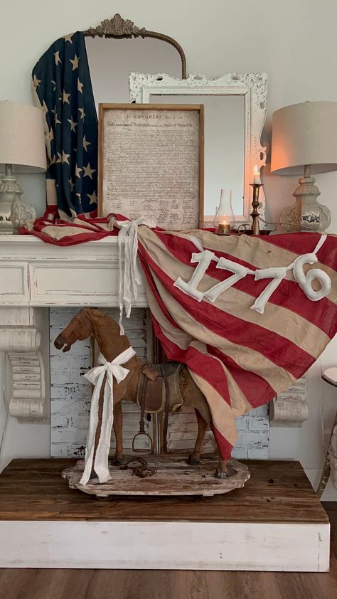 1776 🇺🇸 ❤️🤍💙 Made from stone washed white linen Each number is stuffed perfectly for a soft, cozy beautiful banner  Each letter had frayed edges  Which I love for added texture and charm  the banner is strung on white ribbon Each letter is about 7" tall and there is extra ribbon on each side for hanging  THIS LISTING is for the 1776 banner only  the fabric red, white and blue bunting banner is also here in our shop in a separate listing it looks great layered with it as you can see ♥️ No oth Colonial Theme Party, Decorating With American Flags, Fourth Of July Home Decor, Vintage Flag Decor, Patriotic Interior Design, Vintage 4th Of July Decorations, Patriotic Western Decor, Modern Americana Decor, Subtle Patriotic Decor