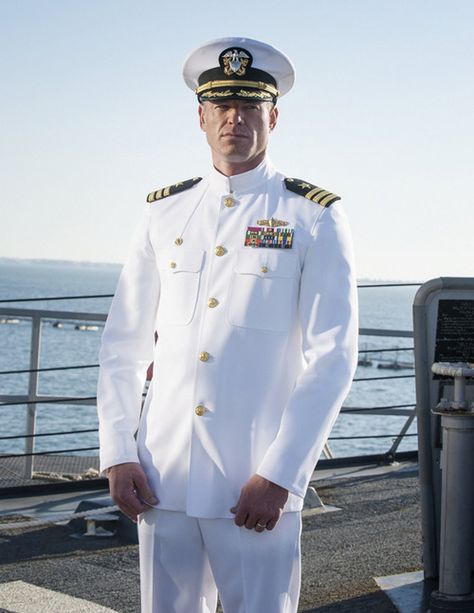 Captain Tom Chandler Military Dress Uniform, Captain Costume, Eric Dane, The Last Ship, Navy Uniforms, Boat Captain, Navy Wife, Spring Outfits Men, Cyberpunk Fashion