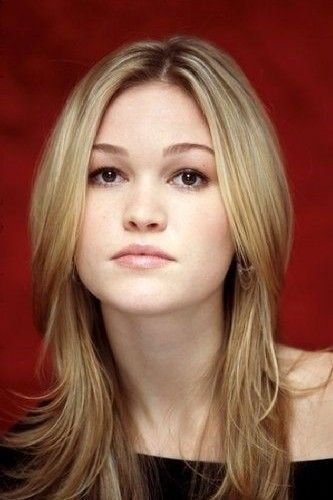 Julia Stiles Julie Stiles, Julia Styles, Vanessa Hudgens Body, Blonde Hair Dark Eyes, Julie James, Aimee Teegarden, Julia Stiles, Beautiful Hair Color, Snow Bunnies