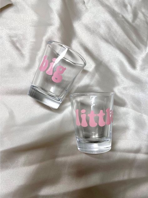 Big/little Shot Glasses Big/little Gift Big/little Reveal - Etsy Senior Sorority Gifts, Big Little Hint Ideas, Big Lil Baskets, Big Little Canvas Sorority, Sorority Gifts Diy, Paddle Sorority Big, Big Lil Gifts, Paddle Sorority, Big/little Baskets