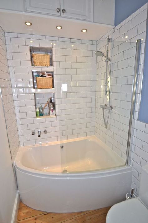 small corner- GET RID OF THE SHOWER AND THE TUB AND GET  THIS, WOULD HELP MAKE THE BATHROOM BIGGER SO I CAN ADD STORAGE TOO! Corner Tub Shower Combo, Corner Tub Shower, Bathroom Tub Shower Combo, Makeover Kamar Mandi, Bathtub Shower Combo, Cheap Bathroom, Bathroom Tub Shower, Small Tub, Corner Tub