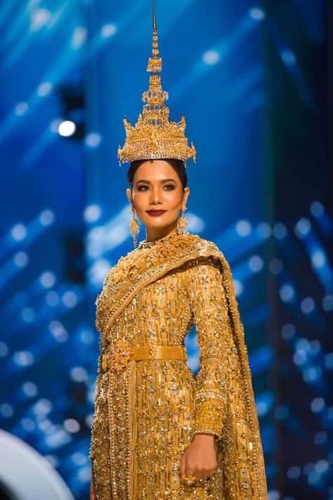 Miss Thailand Chalita Suansane,  2016 Nat. Costume/ Miss Universe Miss Universe 2003, Miss Universe 2001, Miss Universe 2004, Chalita Suansane, Miss Thailand, Miss Nigeria, Miss Universe National Costume, Miss Puerto Rico, Miss Georgia