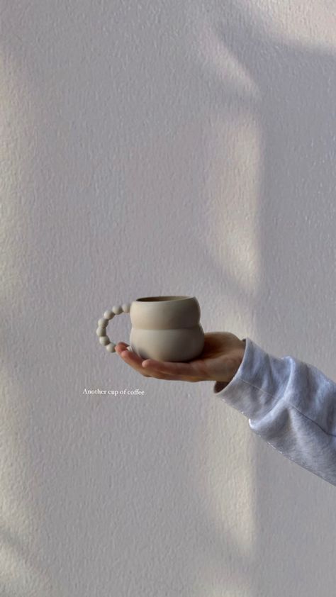 Pottery Captions For Instagram, Coffee Mug Aesthetic Photo, Mug Aesthetic Photography, Pottery Instagram Story, Coffee Captions Instagram, Instagram Tricks, Caption Ig, Instagram Text, Aesthetic Sun