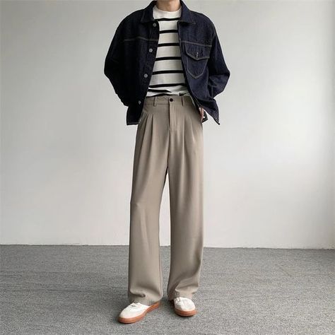 The product is of good quality but the delivery has summer very long. China Men Fashion, Straight Trousers Outfit Men, Korean Fashion Men Formal Style, Korean Pants Outfit Men, Loose Pants Outfit Men, Dress Pants And Sneakers, Khaki Pants Outfit Men, Black Suit Pants, Greece Outfit