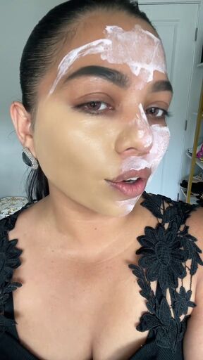 This is a guide on the viral trend of using calamine lotion as a makeup primer. Learn an awesome makeup hack in this quick post. Calamine Lotion, Awesome Makeup, How To Apply Foundation, Face Primer, Eyelash Curler, Makeup Primer, Long Lashes, Viral Trend, Makeup Application