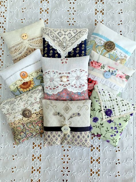 Homemade Gift Bags, Vintage Handkerchiefs Crafts, Handkerchief Crafts, Lace Fabric Diy, Lavender Crafts, Embroidered Elephant, Dried Lavender Flowers, Flower Resin Jewelry, Bridal Shower Favor