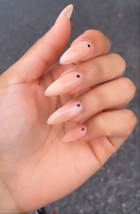 Black Dot Nails Simple, Dot On Nails Simple, Almond Nails Dots, Nude Pattern Nails, Nude Nails With Black Dots, Nude Nail With Design, Nude Base Nail Designs, Black And Nude Nail Ideas, Nude Black Nails