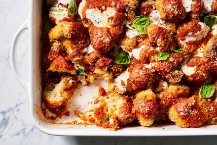 Ricotta Pasta Alla Vodka Recipe Cauliflower Parmesan Bake, Cauliflower Parm, Savory Cocktails, Nyt Recipes, Gi Recipes, Spiralized Recipes, Cauliflower Parmesan, How To Cook Cauliflower, Veggie Mains