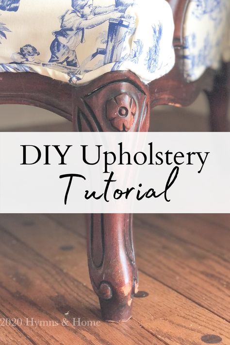 Reupholster Chair Diy, Vintage Chairs Makeover, Upholstered Chairs Diy, Chair Reupholstery, Diy Furniture Upholstery, Reupholster Chair Dining, Upholstery Chair, Diy Upholstery, Furniture Reupholstery