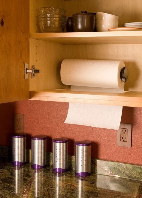 how to hide paper towel holder Hidden Kitchen, Kitchen Paper Towel, Kitchen Paper, Diy Kitchen Storage, Daycare Crafts, Kitchen Storage Solutions, Towel Storage, Crafts Paper, Paper Towels