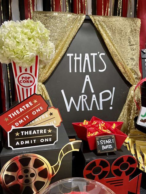 That’s a Wrap | CatchMyParty.com Farewell Decorations, End Of School Party Ideas, End Of School Party, Deco Cinema, Elementary Graduation, School Party Ideas, 5th Grade Graduation, End Of Year Party, Hollywood Party Theme