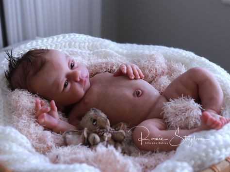 Romies Doll Studio | FULL BODY SILICONE BABIES by Romie Strydom Cheap Reborn Baby Dolls, Reborn Dolls Silicone, Reborn Child, Real Looking Baby Dolls, Boy Baby Doll, Reborn Baby Boy Dolls, Life Like Baby Dolls, Bb Reborn