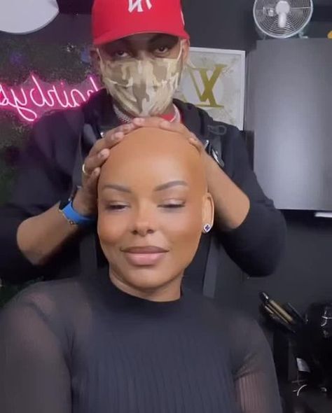 Thehairdiagram on Instagram: "This BALD CAP🙌🏾 We’re OBSESSED😍 Must SEE Lace INSTALL by @hairbysuave you should save for hair Inspiration! 🙋🏽‍♀️Raise your hand if you love this look🤩 #BoldHold is designed to hold the very softest and most delicate lace front wigs. It's maximum hold formula assures you that your wig will stay in place all day long! Don’t forget to tag your Insta with a photo of your bold lace installation! Follow @hairbysuave to see more gorgeous looks & hair details!!! Head Wig Instal, Lace Installation, Lace Install, Bald Cap, Hair Details, Jet Black Hair, Raise Your Hand If, Bald Head, Raise Your Hand