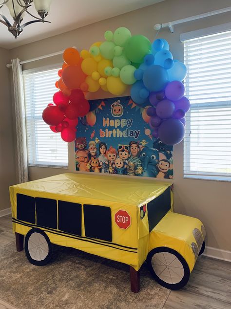 Cocomelon Party Decorations Diy, Cocomelon Diy Party Ideas, Cocomelon Trunk Or Treat, Coco Melon Birthday Party Ideas Diy, Diy Cocomelon Centerpieces, Cocomelon Boy Birthday Party, Cocomelon Farm Party, Cocomelon Party Ideas For Boy 1st, Coco Melon Birthday Party Boy