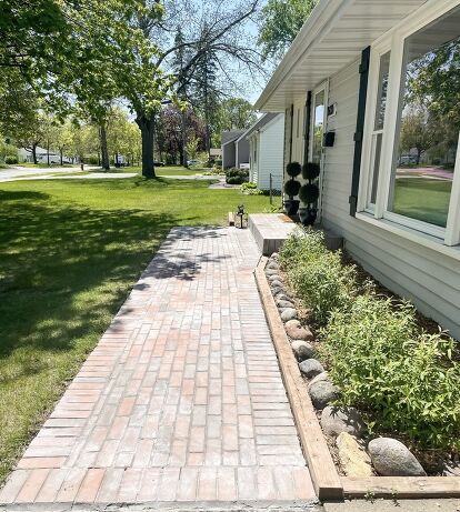 This is a guide to enhancing your curb appeal by updating your walkway. Learn how to add brick pavers over existing concrete with this simple tutorial. Pavers Over Concrete, Paver Sidewalk, Concrete Pathway, Brick Sidewalk, Concrete Path, Brick Pathway, Side Walk, Cement Patio, Brick Walkway