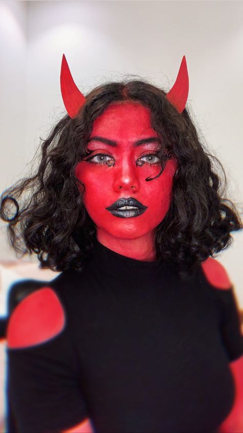 #reddevilmakeup By: RAN BIN GADER Red Devil Makeup, Devil Makeup Look, Red Face Paint, Spooky Makeup, Devil Makeup, Circle Face, Red Face, Red Devil, Face Painting Halloween