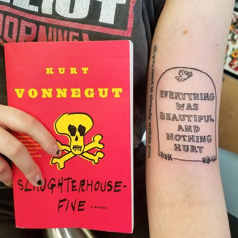 My Slaughterhouse-Five piece done by Nick at Tattoo Paradise. Rockville MD. Slaughterhouse Five Tattoo, House Md Tattoo, Project Calendar, Tattoo Mistakes, Book Tattoos, Slaughterhouse Five, Nerd Tattoo, Book Theme, Traditional Ink