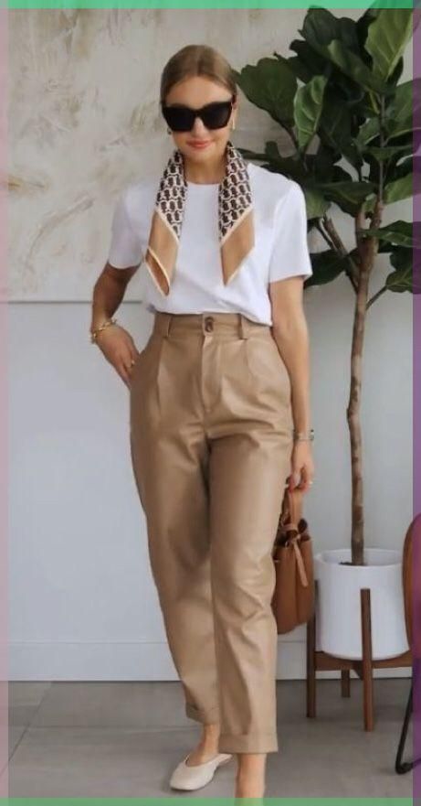 Beige Hose, Outfit Classy, Mode Casual, Stylish Work Outfits, Casual Chic Outfit, Casual Work Outfits, Looks Chic, Work Outfits Women, Professional Outfits