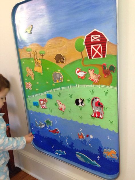 Animals Board Preschool, Animal Theme Board For Preschool, Animal Chart For Preschool, Animal Theme Display Board, Amazing Animals Theme Toddlers Classroom, Wild Animals Chart Preschool, Kindergarten Art Crafts, Animal Pictures For Kids, Oil Drip