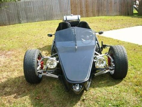 Motorized Trike, Trike Kits, Three Wheeled Car, They Don't Care, Harley Davidson Trike, Trike Bicycle, Custom Trikes, Diy Go Kart, Reverse Trike