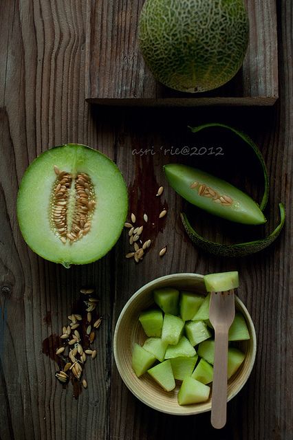 green melon -by asri. Green Melon, Healthy Energy Drinks, Energy Smoothies, Healthy Freezer Meals, Food Art Photography, Fruit Packaging, Fruit Photography, Food Fruit, Beautiful Fruits