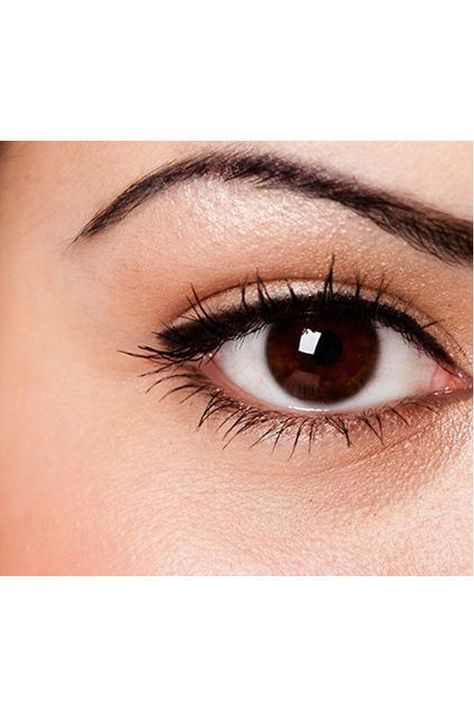 Basic eyeliner Basic Eyeliner, Eyeliner Types, Permanent Makeup Eyeliner, Eyeliner Shapes, Permanente Make-up, How To Do Eyeliner, Natural Eyeliner, Eyeliner Brands, Permanent Eyeliner