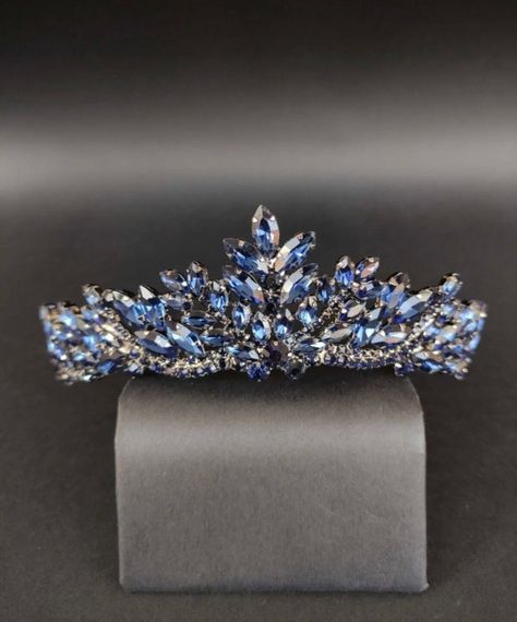 Blue Crown Aesthetic, Dark Blue Tiara, Blue And Silver Crown, Henna Crown, Quince Crown, Blue Tiara, Blue Crystals Stones, Black Tiara, Flower Hair Accessories Wedding