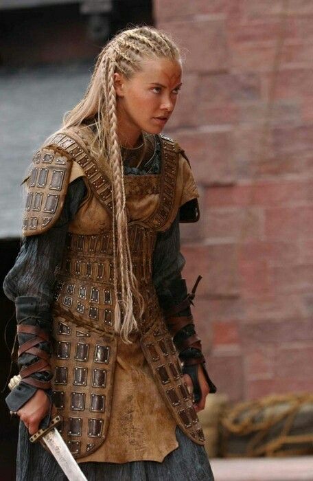 Viking Female, Kristanna Loken, Street Fighter Girls, Viking Warrior Woman, Viking Braids, Fiction Characters, Viking Dress, Viking Costume, Viking Women