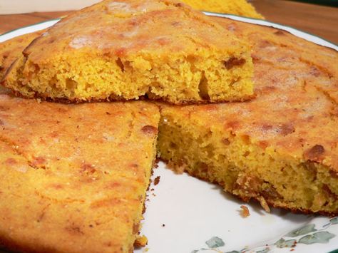 Cast Iron Skillet Crackling Bread _ Follow our easy, step-by-step, photo illustrated recipe to make this old Southern favorite. It's super easy to make & delicious with just about anything. This is a follow-up recipe using the cracklings we made from rendering our own leaf lard but you can find cracklings available in many grocery stores throughout the South! : Taste of Southern #Southern Crackling Bread Recipe, Crackling Bread, Illustrated Recipe, Corn Bread Recipe, Our Daily Bread, Southern Cooking, Grocery Stores, Iron Skillet, Southern Recipes