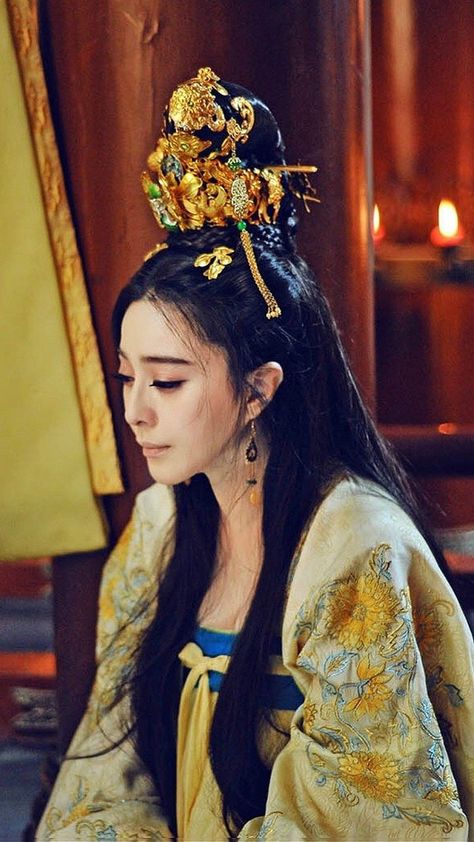 Fan Bingbing Empress, The Empress Of China, Empress Of China, Fan Bingbing, The Empress, Ancient China, Dark Fantasy Art, Dark Fantasy, Actors & Actresses