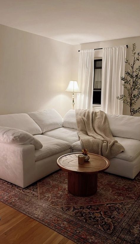 cozy minimalist apartment Living Room Ideas Minimalist Cozy, Minimalistic Living Room Ideas Small Spaces, Simple Earthy Apartment, Cozy Boho Minimalist Living Room, Cozy Minimalist Living Room Simple, Clean Cozy Modern Living Room, Simple Minimal Apartment, Cozy Small Living Room Aesthetic, Minimalist Living Room Ideas Minimalism