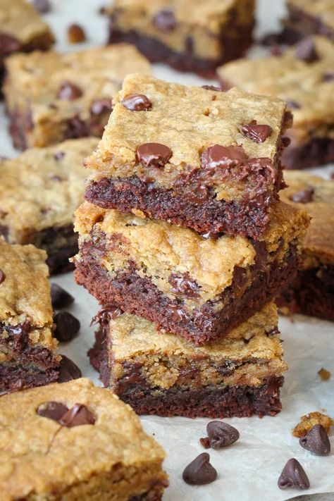 Brookies are a combination of a brownie and a cookie all baked into one delicious treat. Its the best of both worlds! These brookies start with a fudgy brownie on bottom and are topped with a chewy chocolate chip cookie layer! Brownie With Cookies On Top, Brownie With Cookie On Top, Brownies With Cookies On Top, Sourdough Brookies, Easy Brookie Recipe, Brookies Recipe Cookie Brownies, Brookies Recipes, Brownie Cookie Bars, Easy Snickerdoodle Recipe