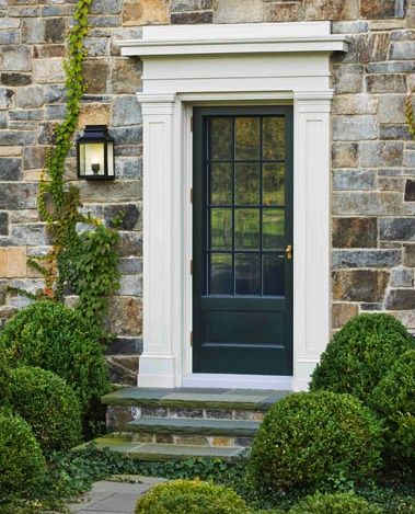 Love the stone front and the contrast with the white molding Front Door Entrance Decor, Entrance Farmhouse, Door Entrance Decor, Black Front Door, Farmhouse Front Door, Design Door, Door Entrance, Front Door Entrance, Beautiful Farmhouse