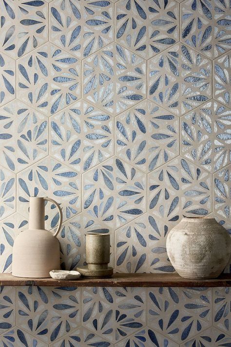 blue and white handmade hexagon tile wall Patterned Tile Bathroom Wall, Kitchen Backslash, Italian Tiles Pattern, Patterned Tile Backsplash, Spanish Decor, Floral Tile, Tiles Ideas, Pattern Tiles, Bad Inspiration