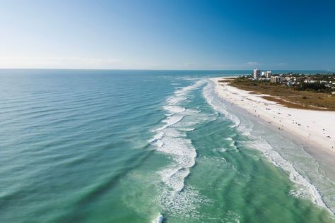 Siesta Key Beach Voted Best Beach in Florida by Tripadvisor Best Beach In Florida, Jupiter Beach, Vacay Ideas, Beach In Florida, Lido Beach, Bradenton Beach, Holmes Beach, Siesta Key Beach, Family Beach Trip