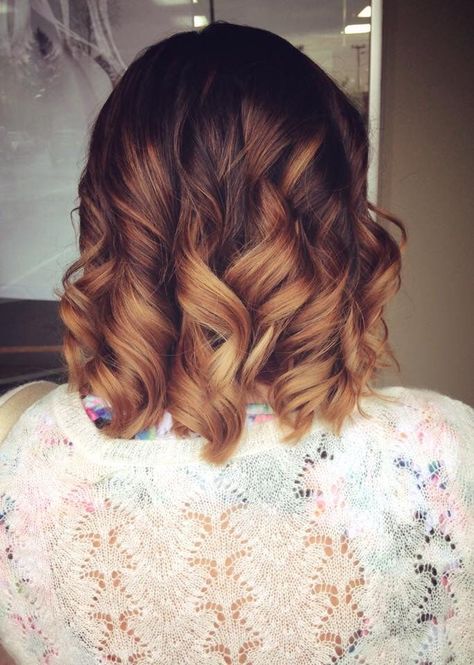 Ombre Balayage Short Hair Ombre Bayalage, Desi Hair, Short Balayage, Best Ombre Hair, Balayage Brown, Short Ombre Hair, Brown Ombre Hair, How To Curl Short Hair, Caramel Hair